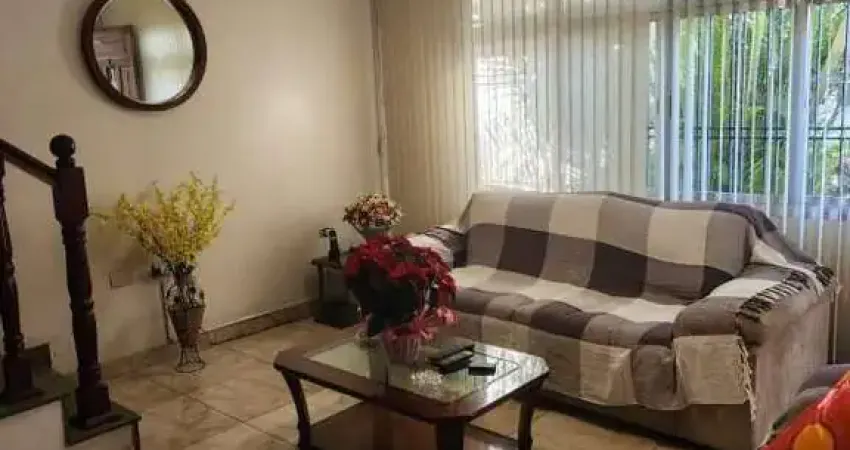 Casa com 3 quartos à venda na Rua Amparo, Quinta da Paineira, São Paulo