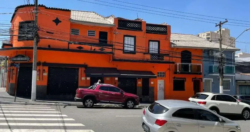 Prédio Comercial com Apartamentos na Parte Superior para Venda