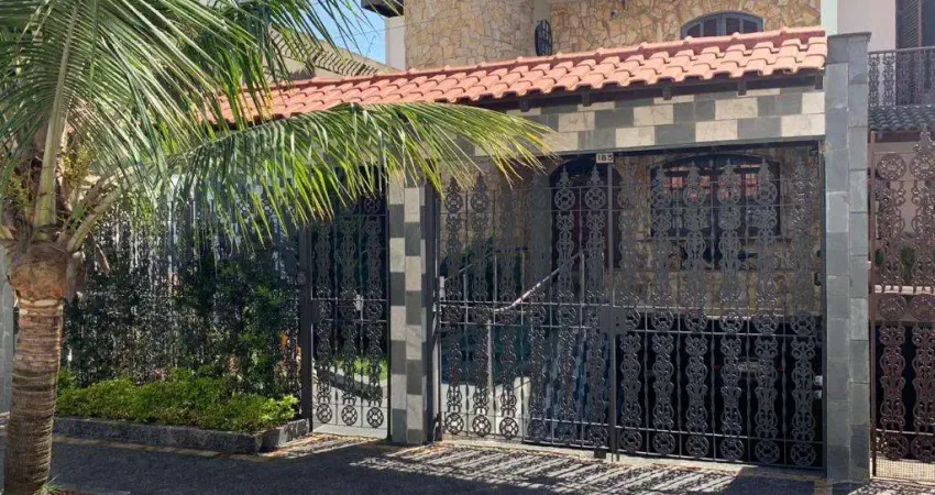 Sobrado à venda, 3 quartos, 1 suíte, 5 vagas, Vila Lúcia - São Paulo/SP