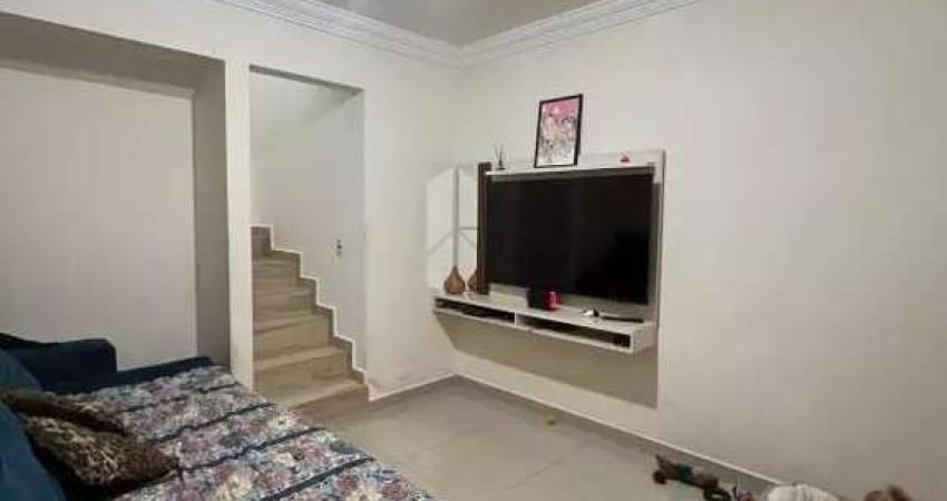 Casa com 2 quartos para alugar na Rua Serra Redonda, Jardim Guairaca, São Paulo
