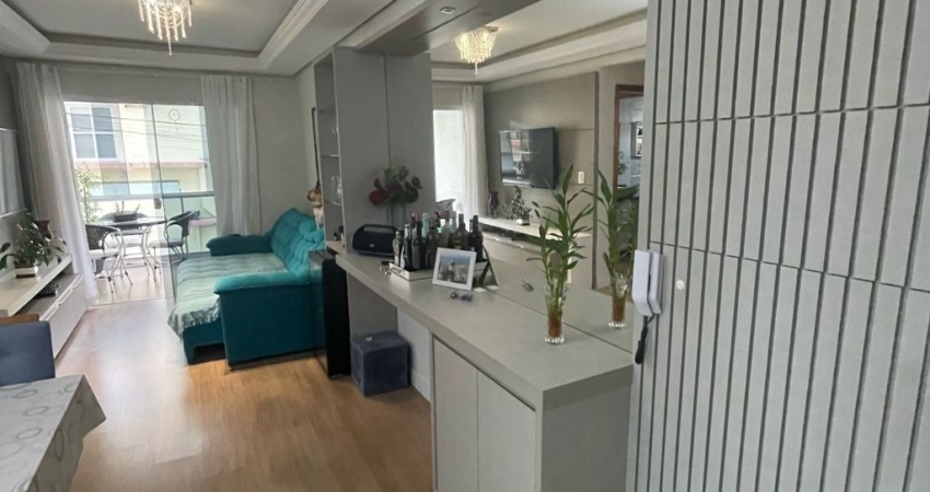 Apartamento com 02 dormitorios mobiliado