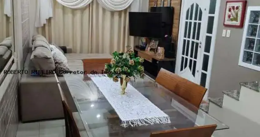 Casa / Sobrado para Venda em São Vicente, Vila São Jorge, 3 dormitórios, 1 suíte, 2 banheiros, 4 vagas