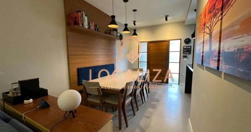 Espetacular casa à venda em São José dos Campos-SP, Jardim Santa Júlia: 2 quartos, 1 suite, 2 salas, 2 banheiros, 2 vagas de garagem, 68m². Venha conferir!