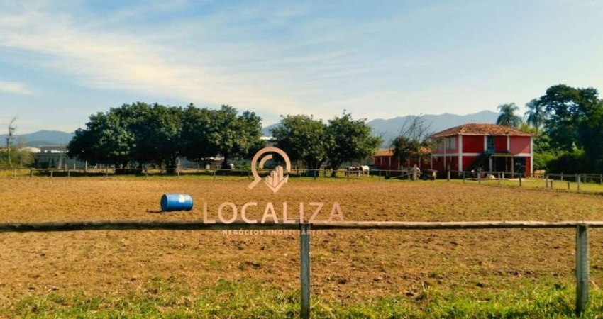 EXCELENTE SÍTIO DE 9,44 HECTARES NO VALE PARAÍBA - TREMEMBÉ-SP  OPORTUNIDADE ÚNICA NO LOTEAMENTO CHÁCARAS RECANTO SÃO LUIZ