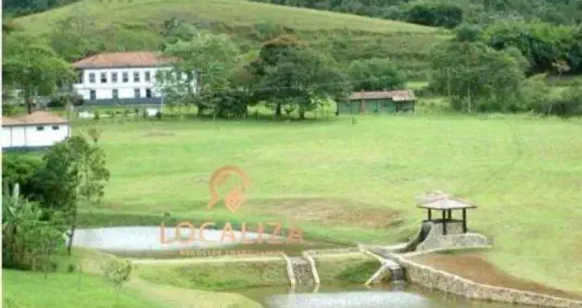 Fazenda com 3 salas à venda na Estrada dos Marins, Km 03, 1, Zona Rural, Piquete