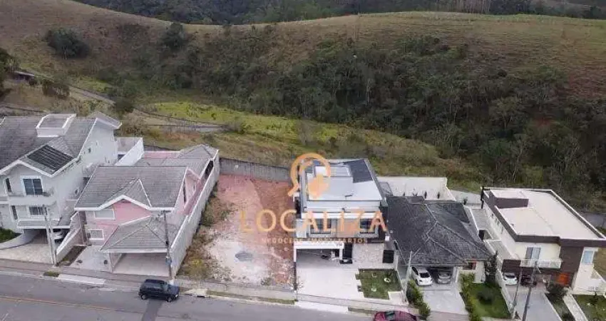 Terreno no Condomínio Residencial Mantiqueira / 360 m²/ Plano / São José dos Campos.