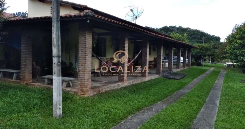Chácara para venda em Freguesia Da Escada de 100.00m² com 2 Quartos e 2 Garagens