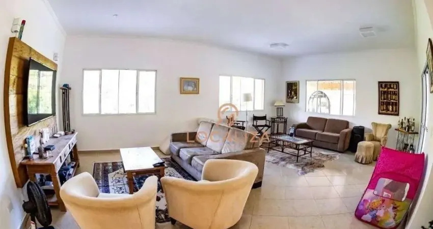 Chácara com 3 dormitórios à venda, 34000 m² por R$ 2.200.000,00 - Centro - Paraibuna/SP