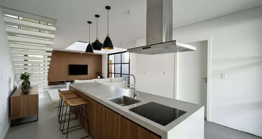 Casa com 3 quartos à venda na Rua Coronel Camacho, 186, Iririú, Joinville