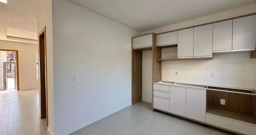 Casa com 2 quartos à venda na Rua Eleotério Maia, 367, Guanabara, Joinville