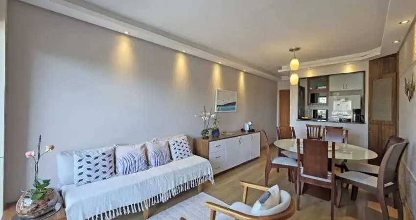 Apartamento reformado e ampliado no naturale – sol da manhã e lazer completo