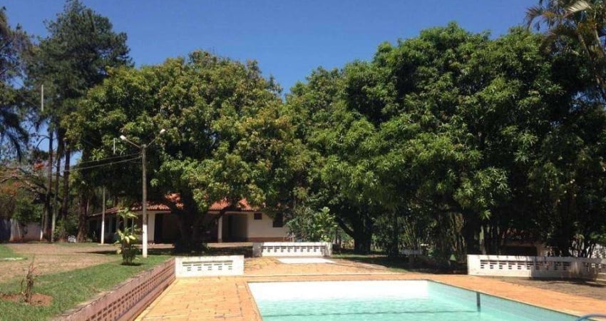 Fazenda com 3 quartos, 219m², à venda em Campinas, Joaquim Egídio
