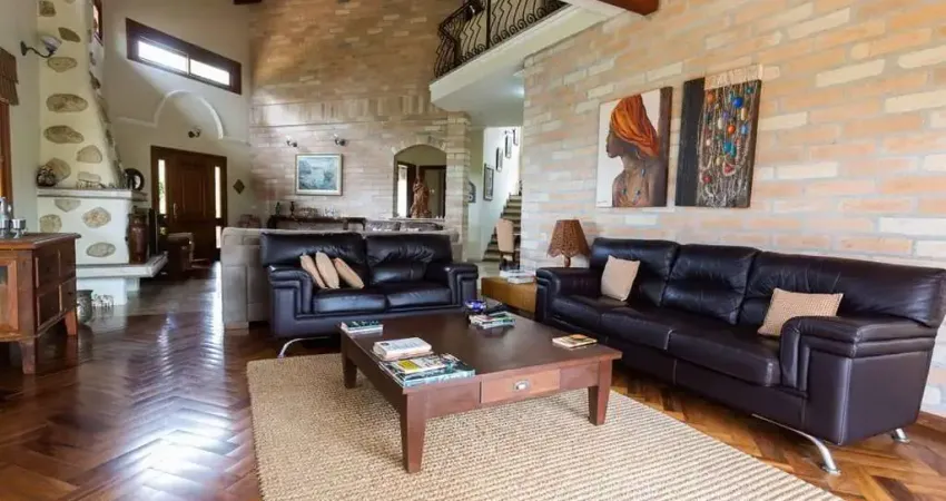Chácara com 6 quartos, 600m², à venda em Campinas, Sousas