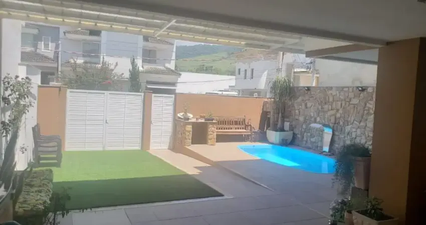 Casa em condomínio fechado com 3 quartos à venda na Estrada Cachamorra, 1092, Campo Grande, Rio de Janeiro
