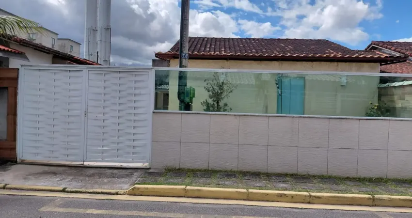 Casa linear 3 quartos em localização privilegiada, confira!