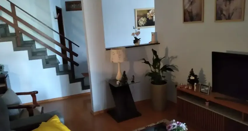 Casa com 2 quartos à venda na Rua João de Medeiros, 22, Cosmos, Rio de Janeiro