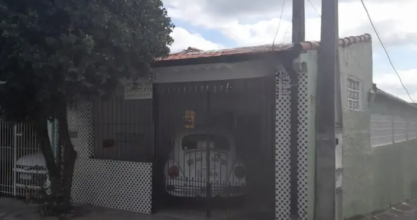 Terreno com 2 casas disponível para venda em Jacarei