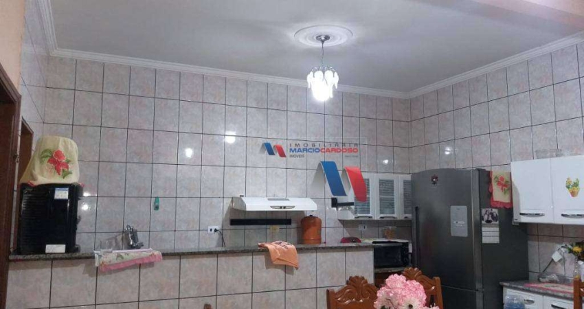 Casa com 3 dormitórios à venda, 200 m² por R$ 300.000,00 - Parque Jaguaré - São José do Rio Preto/SP