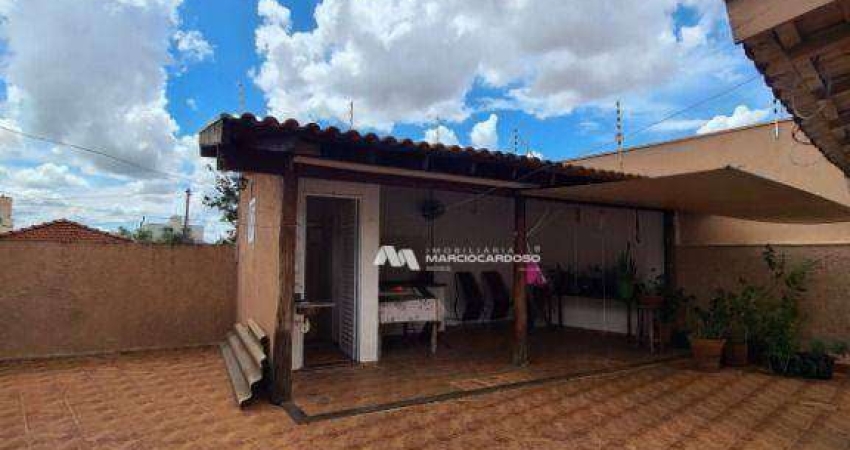 Casa com 3 dormitórios à venda, 180 m² por R$ 950.000,00 - Bosque da Saúde - São José do Rio Preto/SP