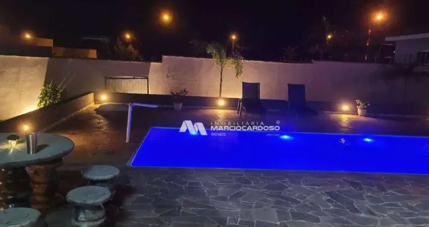Rancho com 4 dormitórios à venda, 340 m² por R$ 1.350.000,00 - Condomínio Terra da Barra - Mendonça/SP