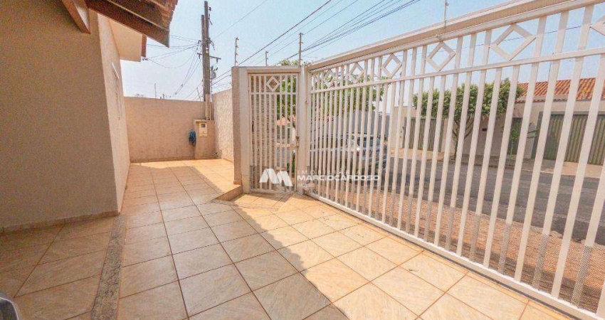 Casa com 3 dormitórios à venda, 130 m² por R$ 495.000,00 - Parque das Flores II - São José do Rio Preto/SP