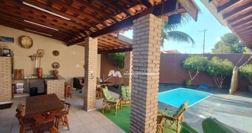Casa com 3 dormitórios à venda, 190 m² por R$ 750.000,00 - Parque das Flores II - São José do Rio Preto/SP