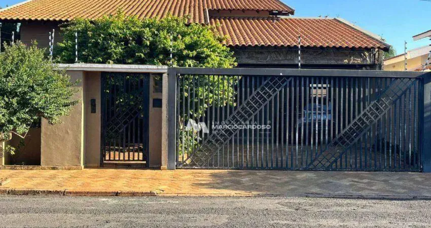 Casa com 3 dormitórios à venda, 195 m² por R$ 800.000,00 - Jardim Tarraf II - São José do Rio Preto/SP