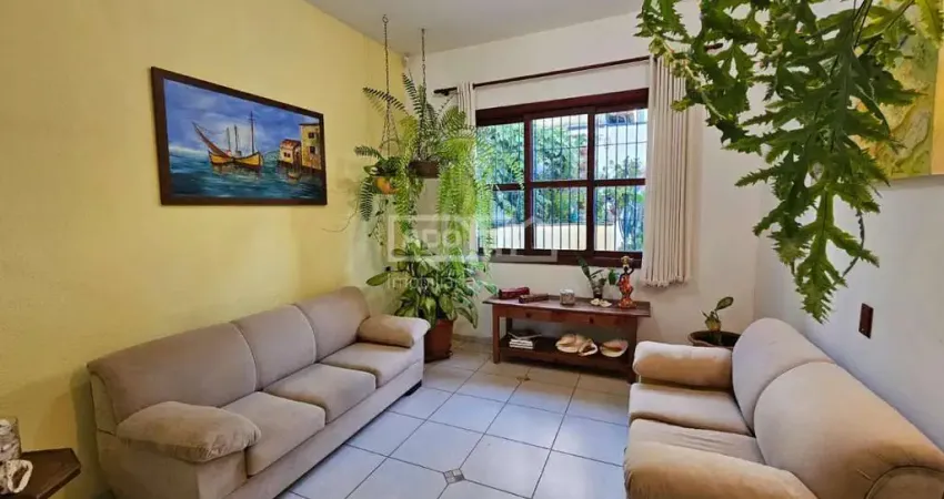 Casa em condomínio fechado com 4 quartos à venda no Mansões Santo Antônio, Campinas