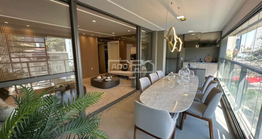 Apartamento com 4 quartos à venda no Cambuí, Campinas