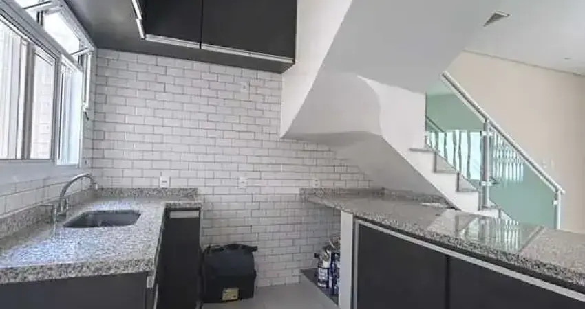 Casa com 2 quartos para alugar na Vila Prado, São Paulo 