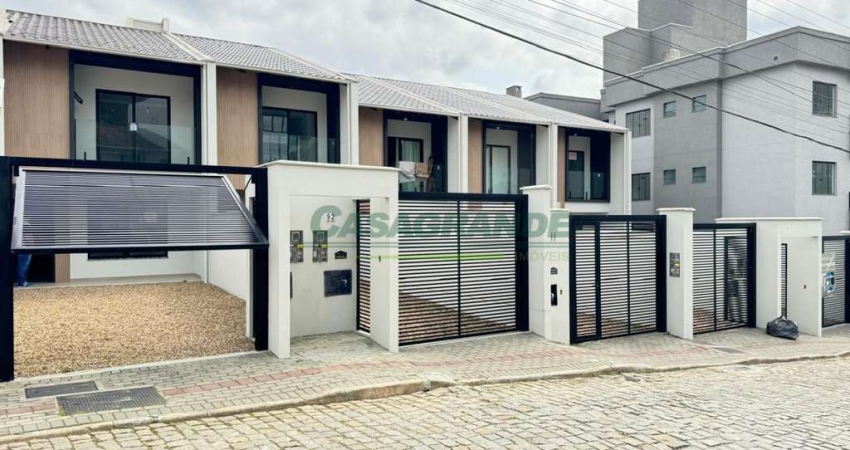 Casa com 3 quartos à venda no Velha, Blumenau 
