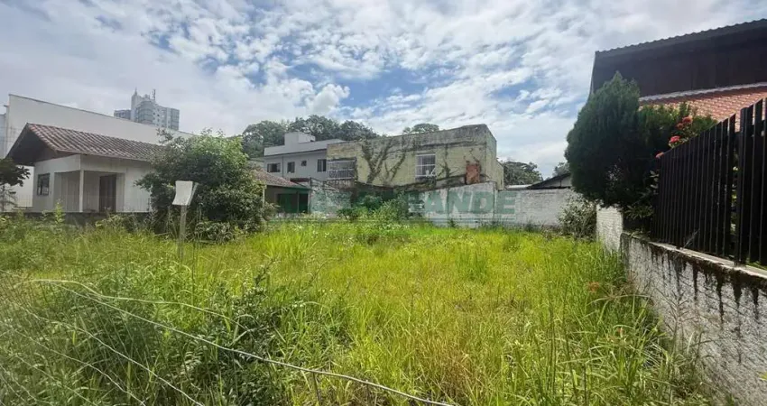 Terreno à venda em Água Verde, Blumenau 