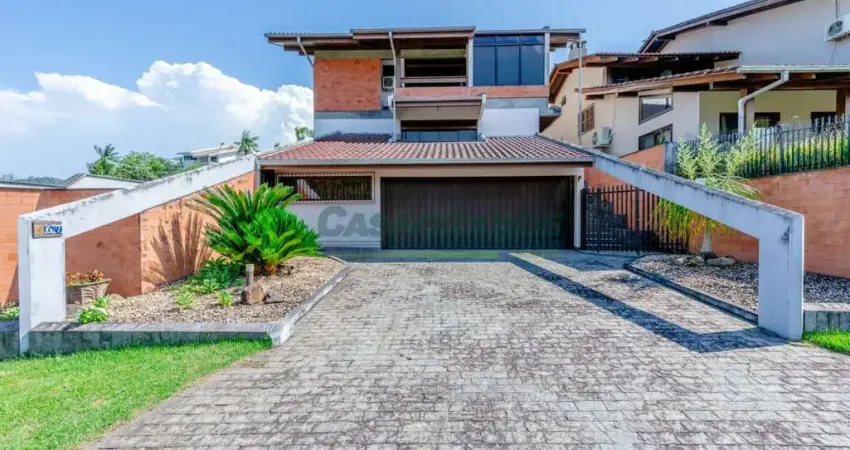 Casa com 3 quartos à venda no Vorstadt, Blumenau