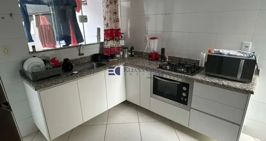 Casa para venda com 180 m² e 3 quartos em Jardim Marilu, Bauru - SP