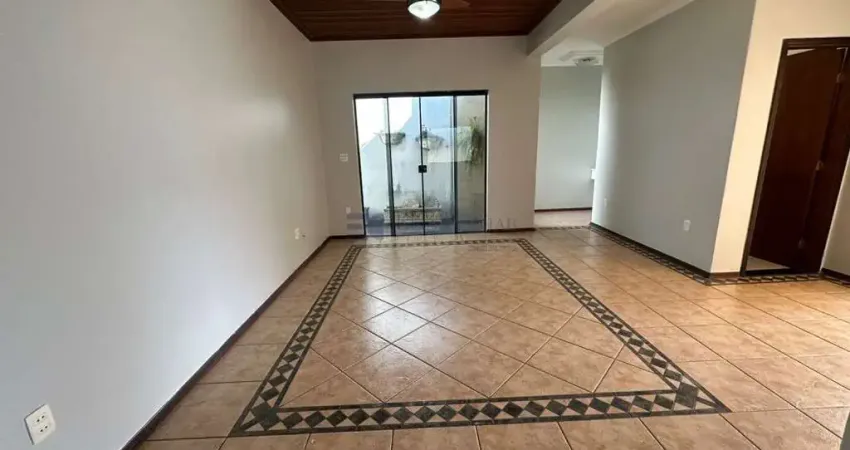 Casa para venda com 360 m² e 3 quartos em Jardim Terra Branca, Bauru - SP