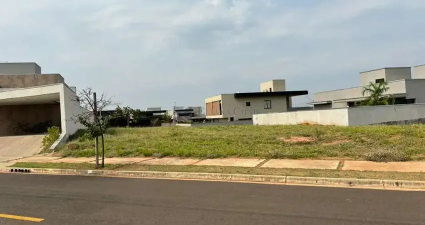Terreno para venda com 720 m² em Residencial Cyrela Estoril , Bauru - SP