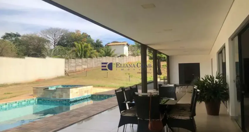 Casa para venda com 2000 m² e 3 quartos em Jardim Shangri-Lá, Bauru - SP