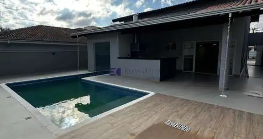 Linda casa para venda com 2 suítes em residencial villaggio ii