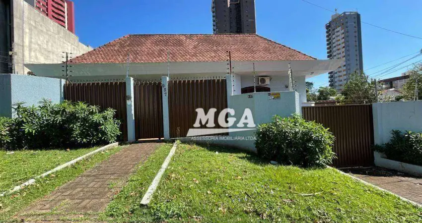 Casa com 4 dormitórios à venda, 319 m² por R$ 1.700.000,00 - Centro - Foz do Iguaçu/PR