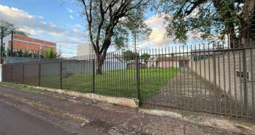 Casa com 2 dormitórios para alugar por R$ 2.000,00/mês - Conjunto A - Foz do Iguaçu/PR