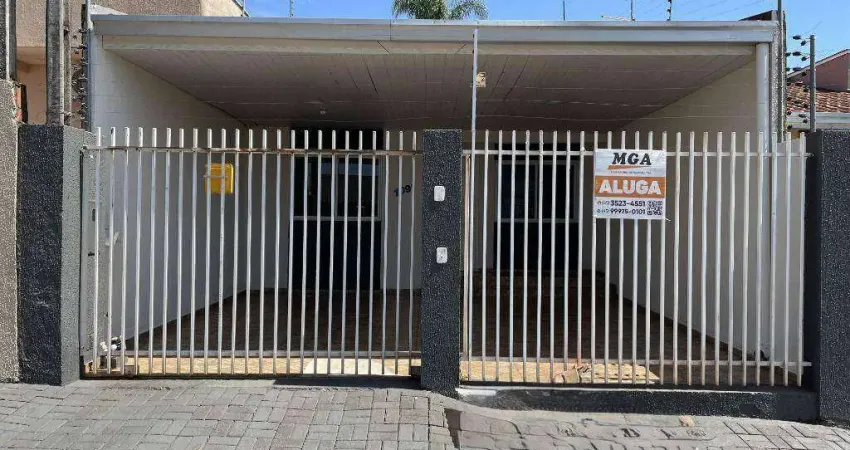 Casa com 3 dormitórios para alugar, 72 m² por R$ 2.526,56/mês - Jardim Alice I - Foz do Iguaçu/PR
