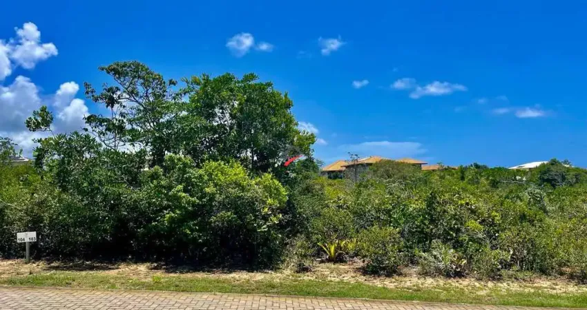 Lote em condomínio com 700m² , localizado no privilegiado bairro Praia do Forte em Mata de São João-BA