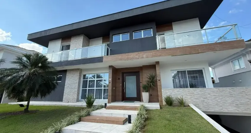 Casa exclusiva à venda no condomínio Limeira Tênis Clube