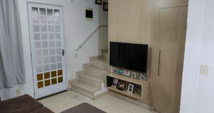 Casa com 2 dormitórios à venda, 64 m² por R$ 429.999 - Villa Flora Hortolandia/SP