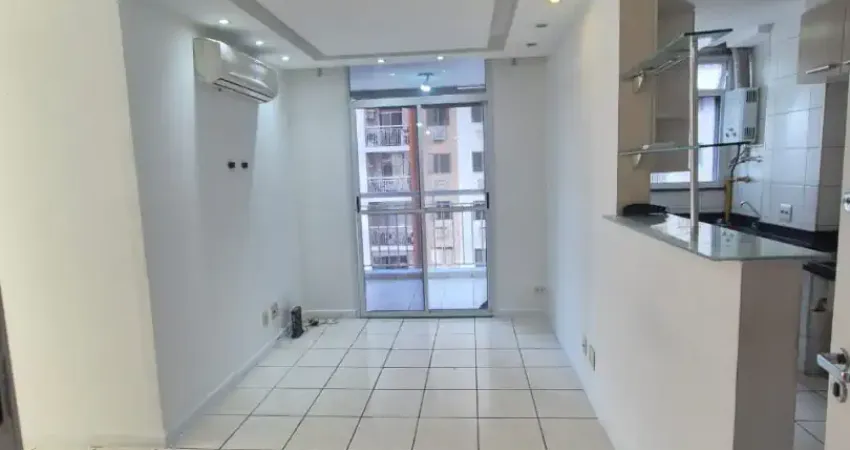 Apartamento 2 quarós, cond. caminhos da barra - anil - jacarepaguá