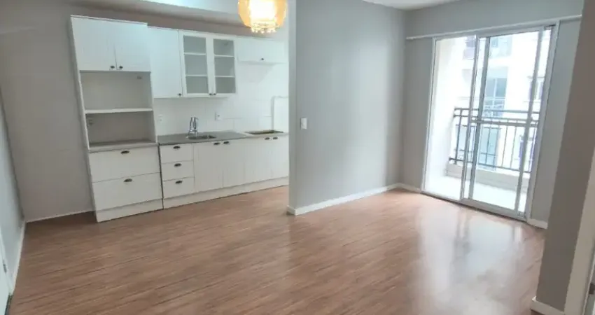 Apartamento de dois quartos, condomínio mérito jacarepaguá    -anil