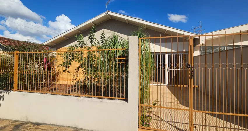Casa com 3 quartos à venda na Travessa Padre Almeida, ., Petrópolis, Londrina