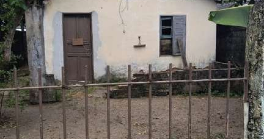 Casa para Venda em Caraguatatuba, Centro, 2 dormitórios, 1 banheiro