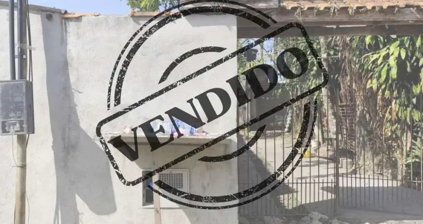 Casa à venda na Avenida Massaguaçu, 199, Massaguaçu, Caraguatatuba