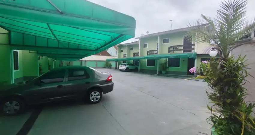 Casa em condomínio fechado à venda na Rua itapuan, 502, Martim de Sá, Caraguatatuba